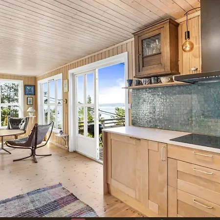 Utsikten Holiday home
